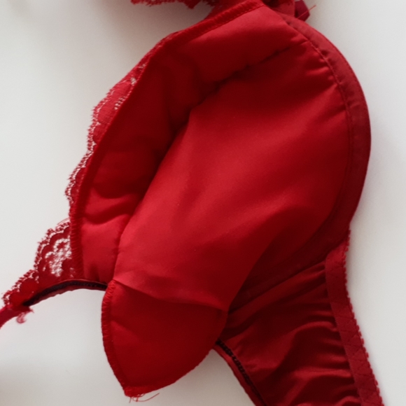 Padded Bra - Picture 7 of 7